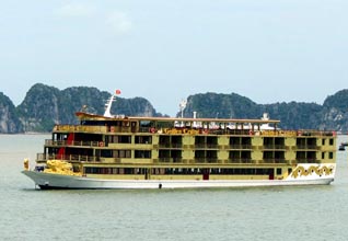 Du thuyền Golden