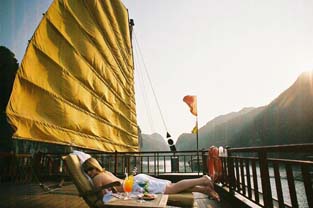  Valentine Cruise tour 2 Days/1 Night