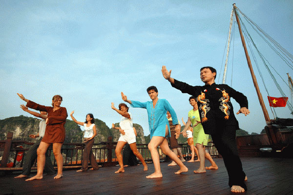 Tai Chi Lesson on Sundeck