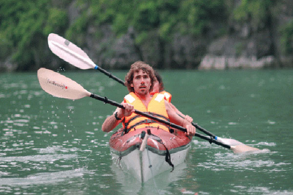 Kayaking on Bhaya Cruise