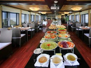 Syrena Cruises