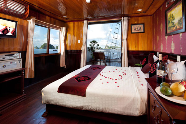 Honeymoon Suite