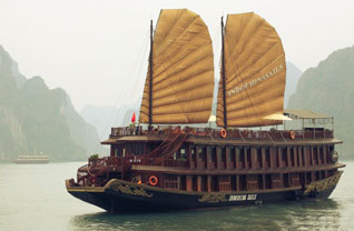 Indochina Sails cruises