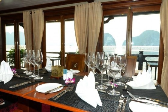 Dinning room 2