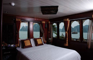 Phoenix cruise 2days/1night 