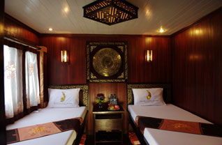 Phoenix cruise 2days/1night 