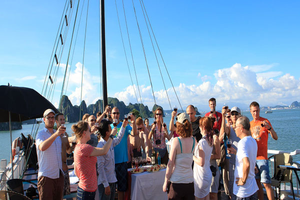 Opera sundeck