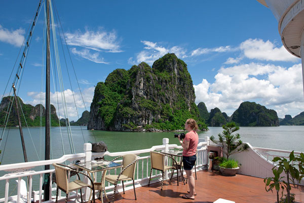 Opera sundeck