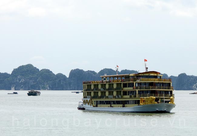 Halong bay Golden Cruise