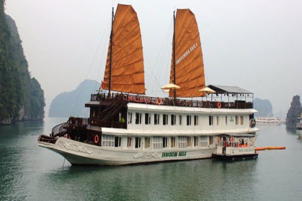 Indochina Sails cruises 