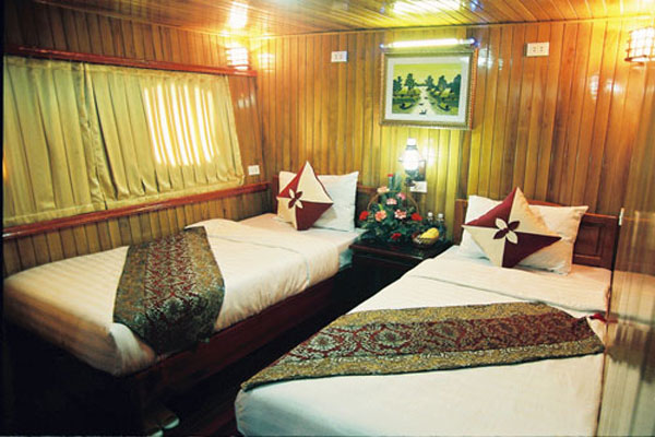 Twin Cabin 