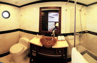 Huong Hai Sealife Cruise