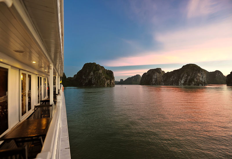 How to Book a Halong Bay Cruise from Equatorial Guinea?