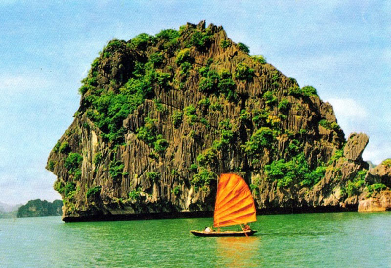 How to Get to Halong Bay from Aruba?