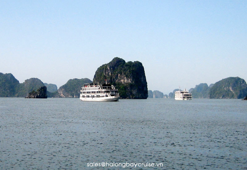 How to Book a Halong Bay Cruise from Congo?