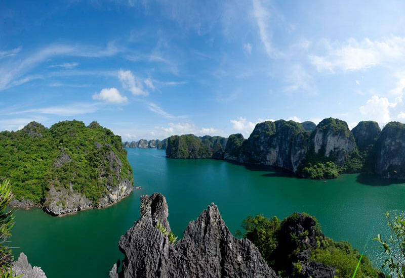 How to Get to Halong Bay from Lithuania?