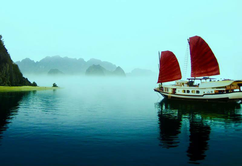 How to Book a Halong Bay Cruise from Niue?