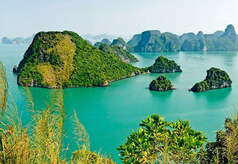 How to Get to Halong Bay from Senegal?