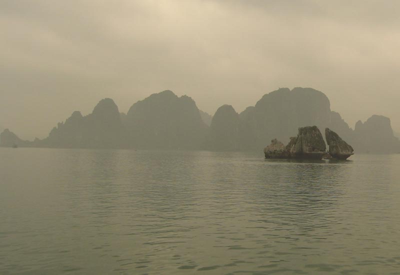 How to Book a Halong Bay Cruise from South Georgia Islands?