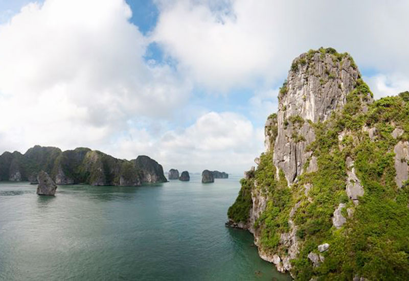 How to Get to Halong Bay from Hoa Binh?