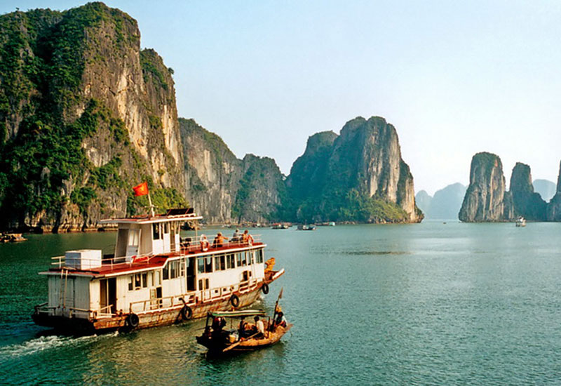 How to Get to Halong Bay from Cao Bang?