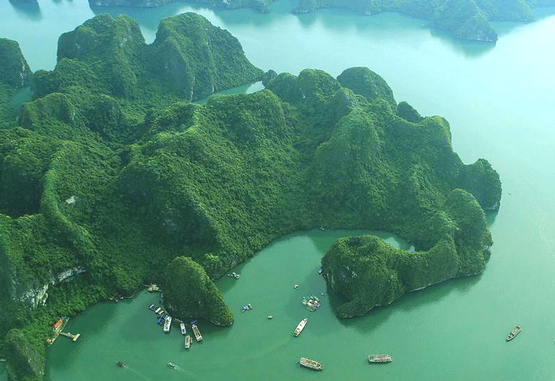 How to Get to Halong Bay from Van Don?