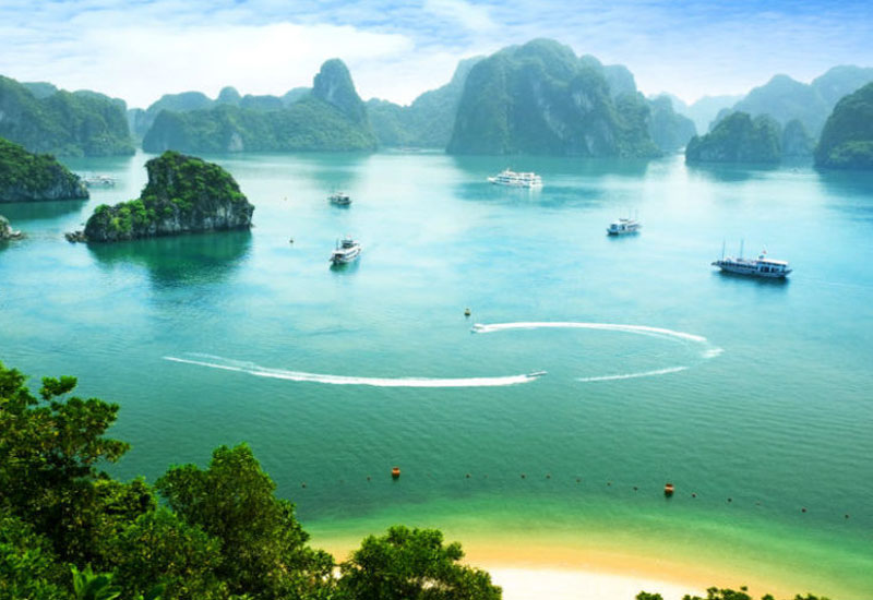 How to Get to Halong Bay from Binh Phuoc?