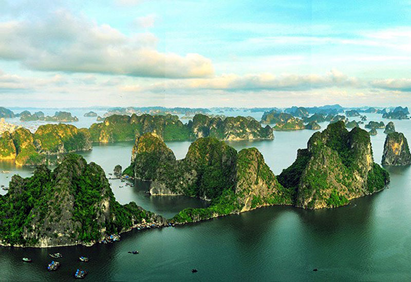 How to Get to Halong Bay from Bac Lieu?
