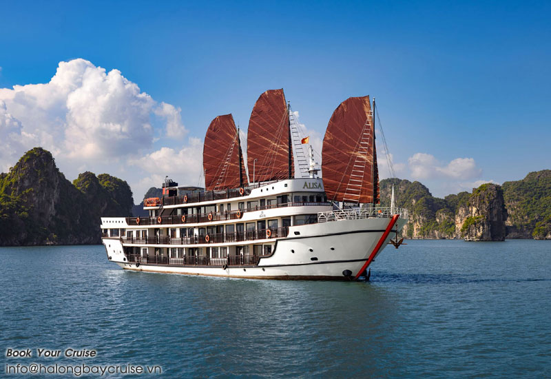Best luxury 5 star cruise in Halong Bay