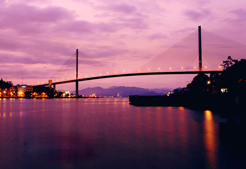 How to Book a Halong Bay Cruise from Falkland Islands (Islas Malvinas)?