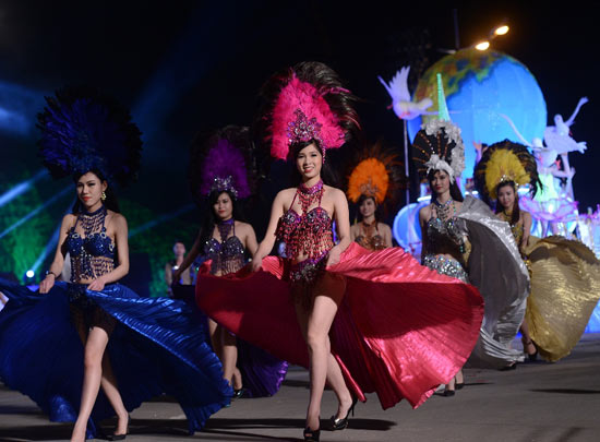Carnaval Festival Halong 2014