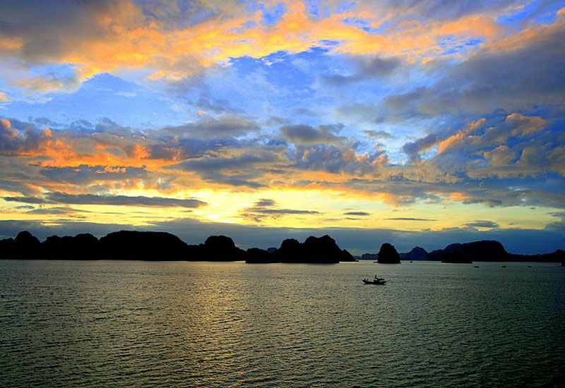 How to Book a Halong Bay Cruise from Djibouti?