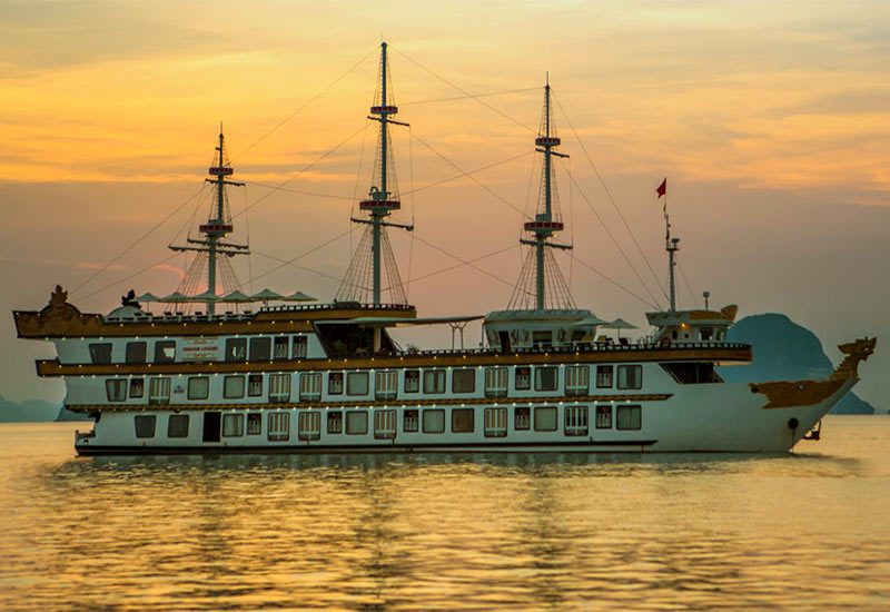 Best Things to Do on Dragon Legend Cruise