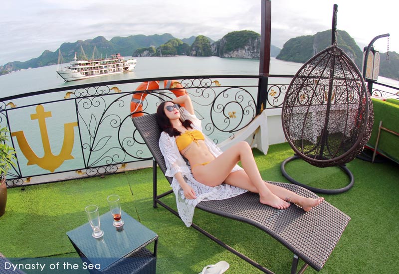 10 The Best Halong Bay Cruises for Singles of All Ages