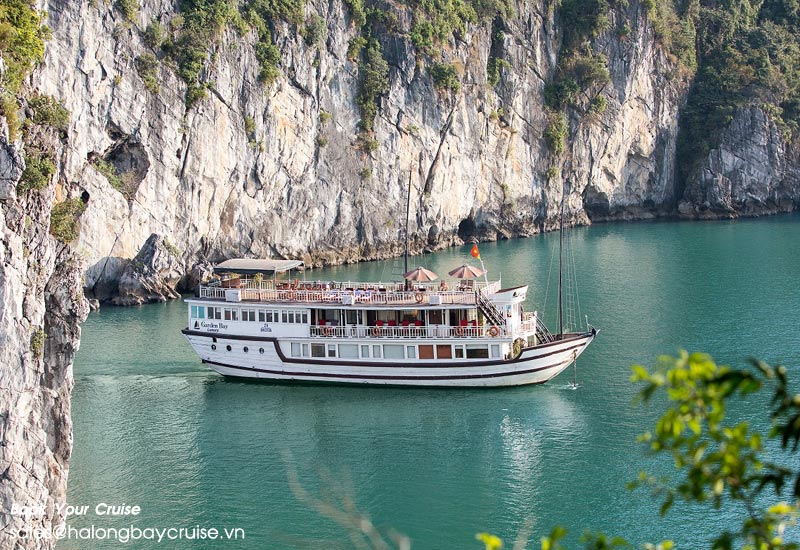 Best Things to Do on Garden Bay Cruises