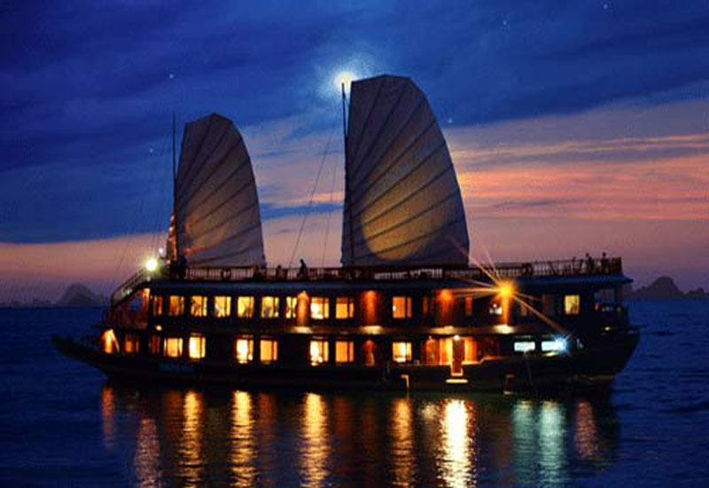 How to Book a Halong Bay Cruise from Dominican Republic?