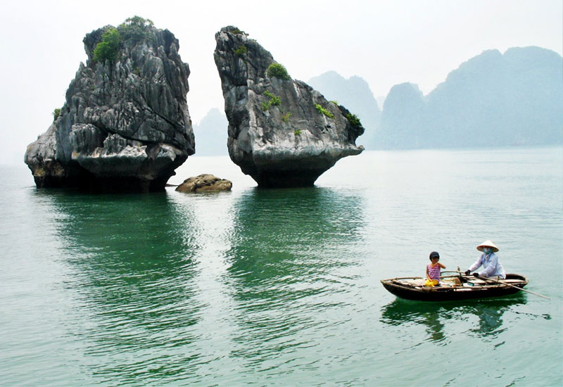How to Book a Halong Bay Cruise from Antarctica?