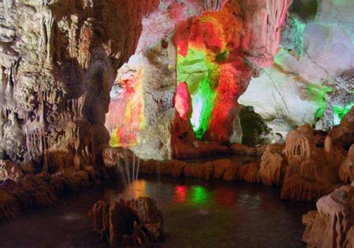 Trinh Nu Grotto