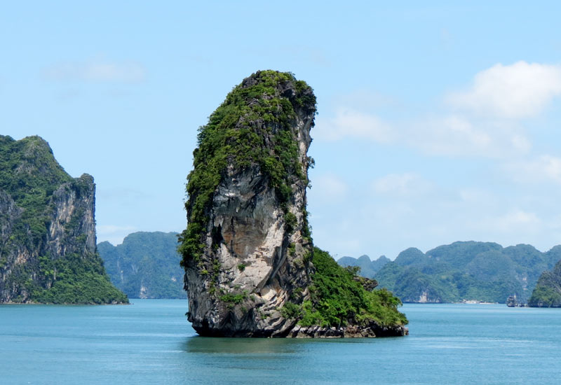 Ngon Tay Islet