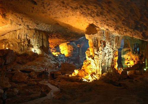 Sung Sot Cave
