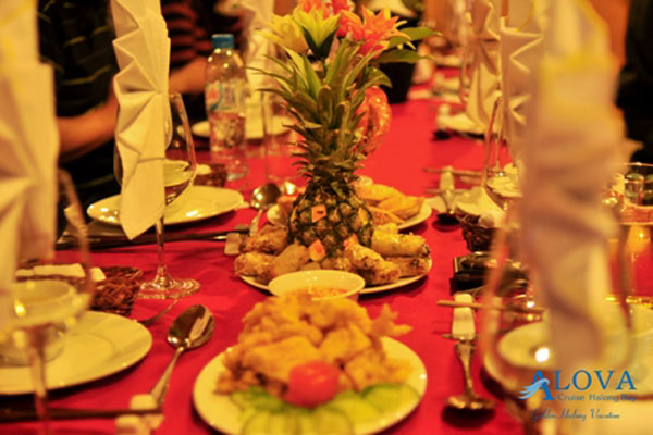 Alova Gold Dinner
