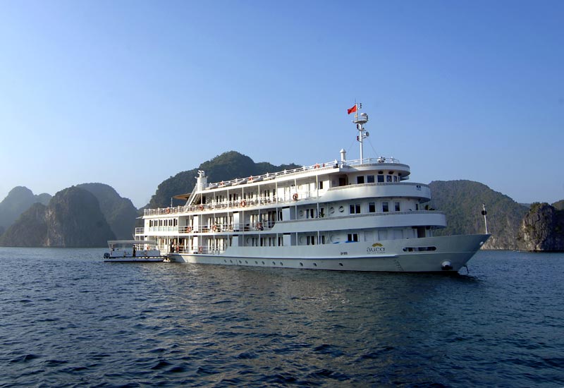 Au Co Cruises