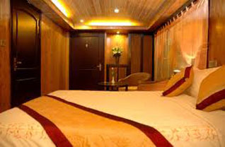 Ginger Cruise Halong