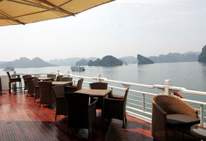 Au Co Cruises