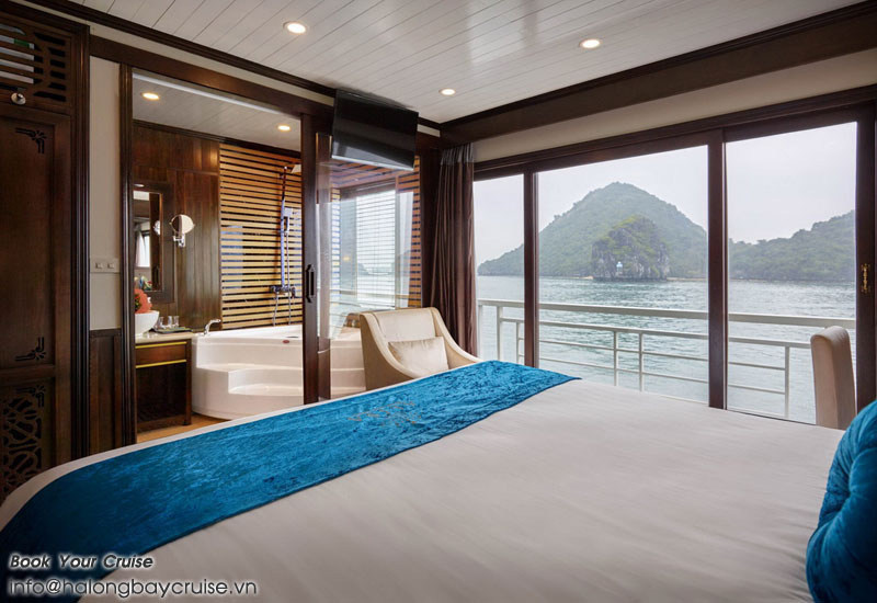 Alisa cruise cabin